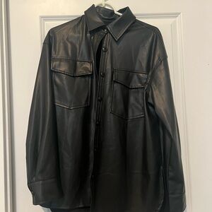 Faux leather shirt jacket - Size L